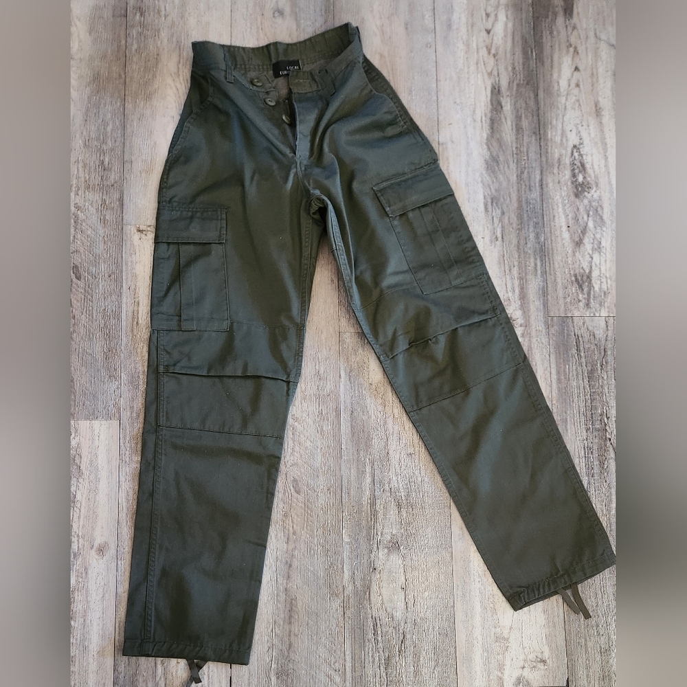 Local European Dark Green Wide Leg Pants - Picture 2 of 9
